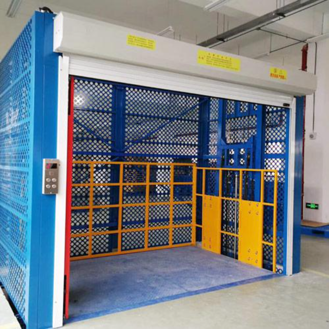 东明导轨式升降货梯